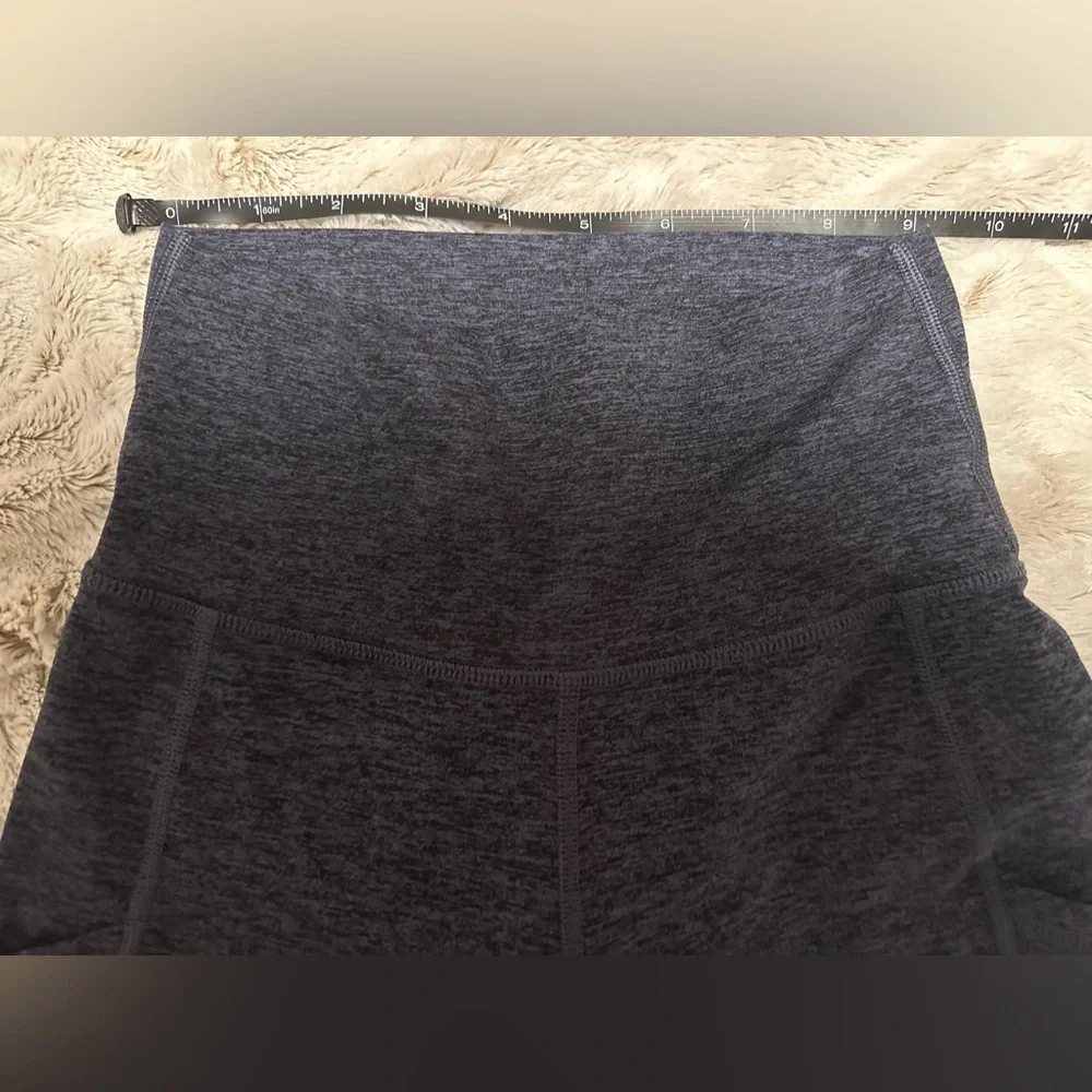 Aerie Offline High Waisted The Hugger Legging Hi-Rise - Picture 7 of 16